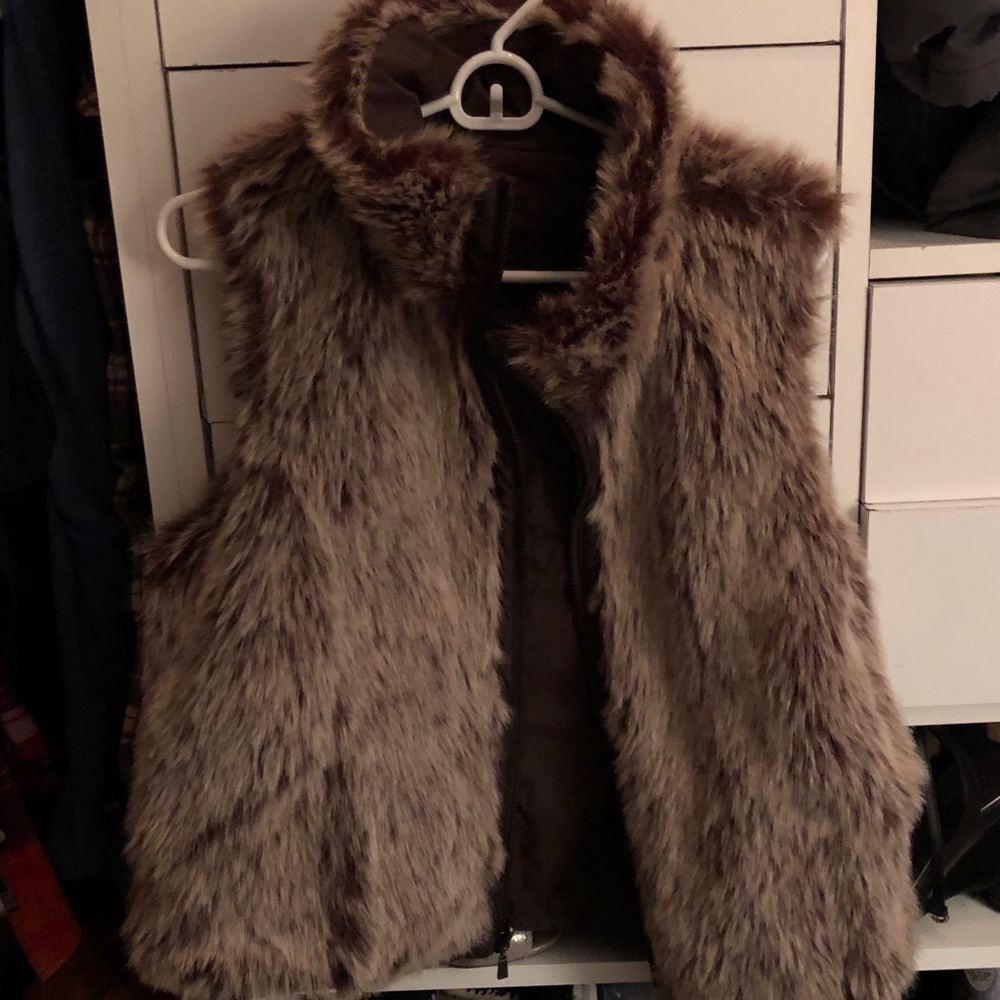 Brown Faux Fur Vest Size Medium